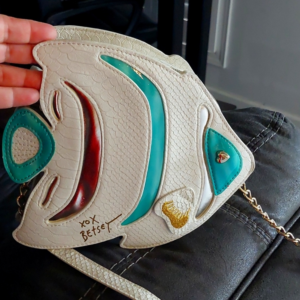 Betsey Johnson White Fish Crossbody Bag with Teal and Red Accents